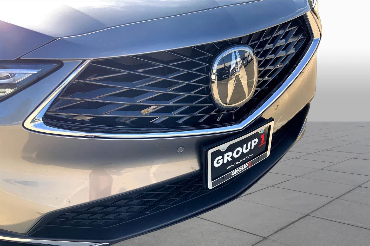 Used 2025 Acura MDX w/ Technology Package FWD image 30