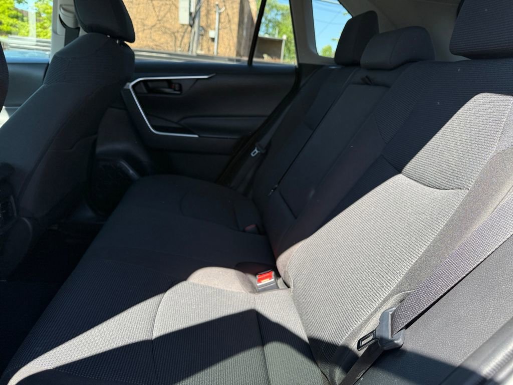Certified 2024 Toyota RAV4 LE AWD/4WD image 25