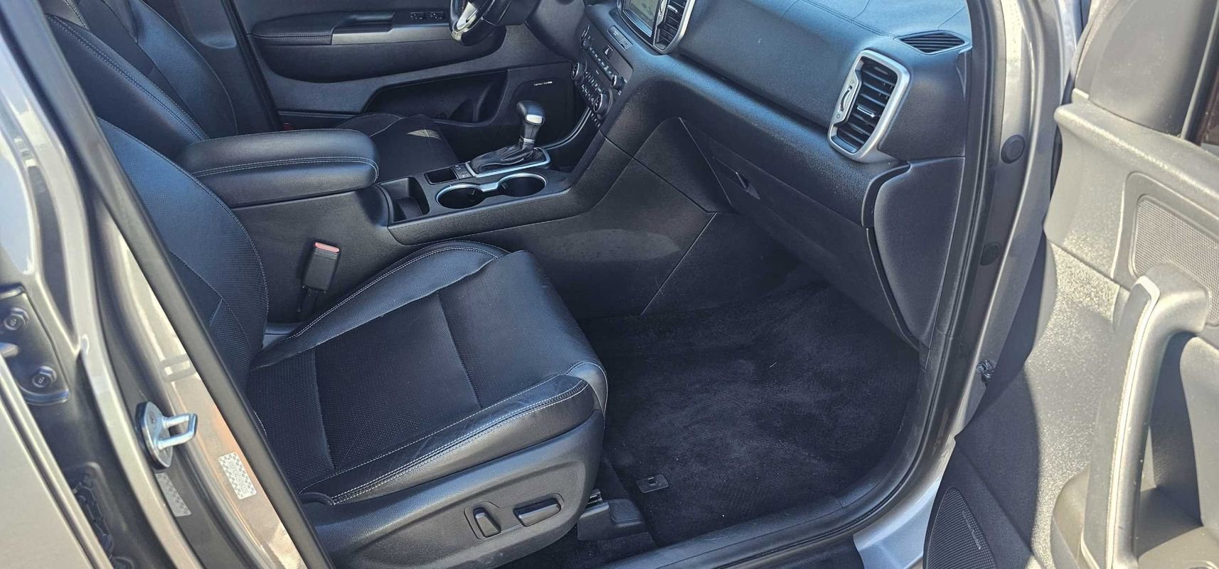 Used 2017 Kia Sportage EX w/ EX Technology Package FWD image 25