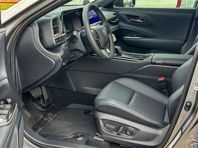 New 2026 Toyota Crown XLE image 10