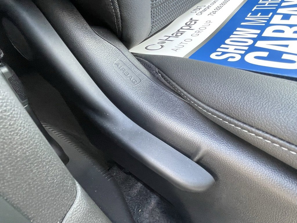 Used 2025 Buick Envista Preferred image 12