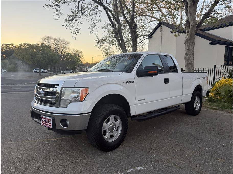 Used 2014 Ford F150 XLT w/ Equipment Group 301A Mid AWD/4WD image 3