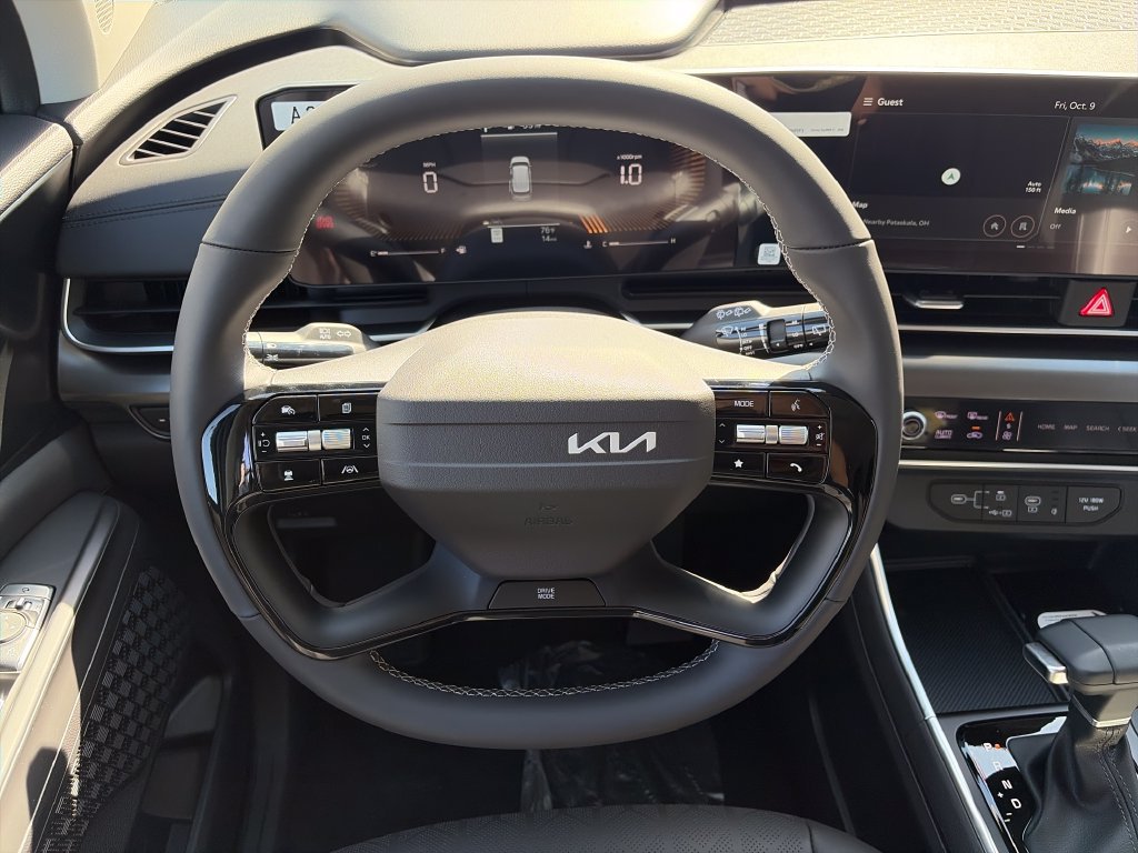 New 2027 Kia Carnival EX FWD image 12