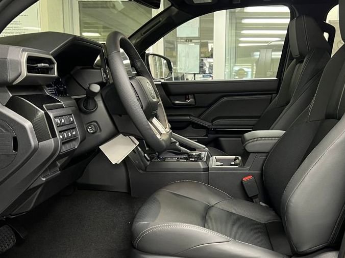 New 2026 Toyota 4Runner Limited AWD/4WD image 8