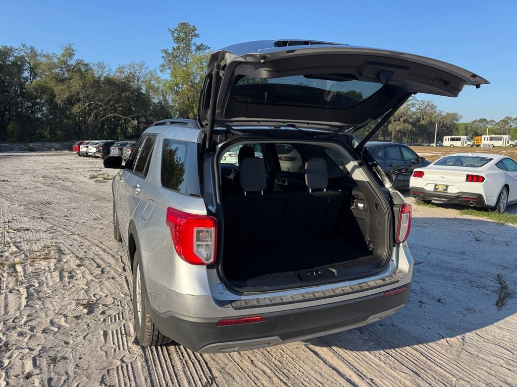 Certified 2022 Ford Explorer XLT w/ Equipment Group 202A image 21