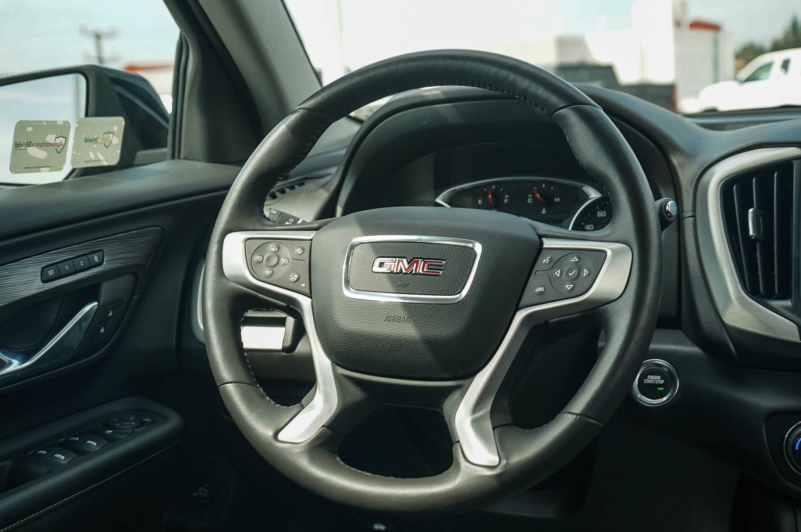 Used 2022 GMC Terrain SLT w/ Tech Package AWD/4WD image 16