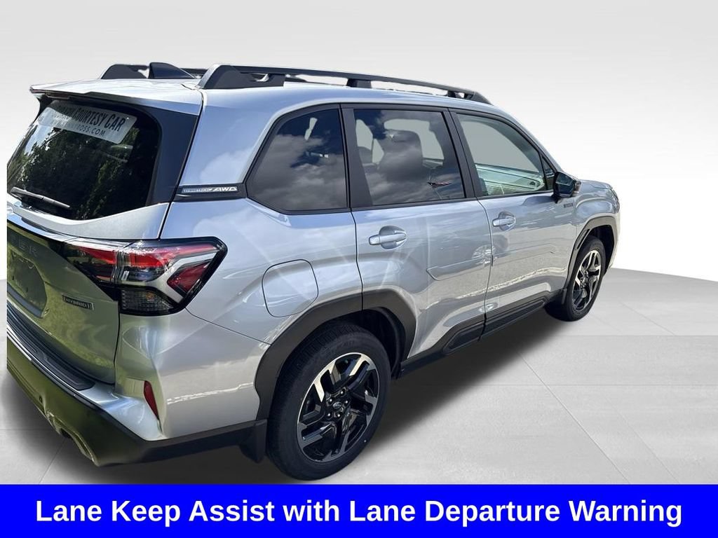 Used 2025 Subaru Forester Limited AWD/4WD image 7