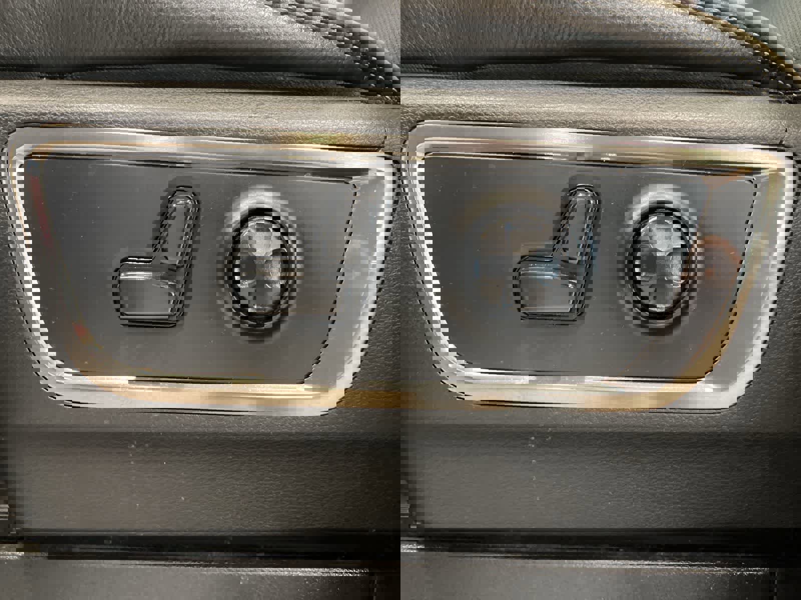 Used 2019 RAM 1500 Limited image 14