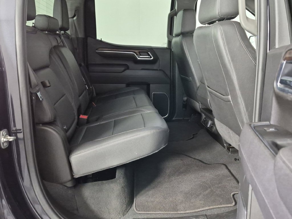 Certified 2025 GMC Sierra 1500 SLT AWD/4WD image 34