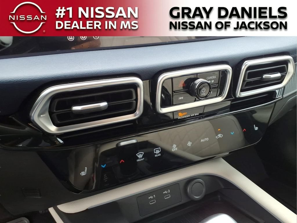 New 2026 Nissan Sentra SL w/ Floor Mat Package FWD image 17
