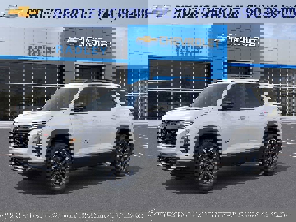 New 2026 Chevrolet Equinox RS image 2