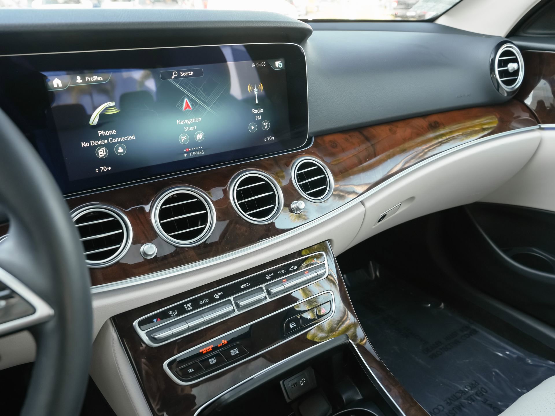Used 2023 Mercedes-Benz E 350 Sedan image 21