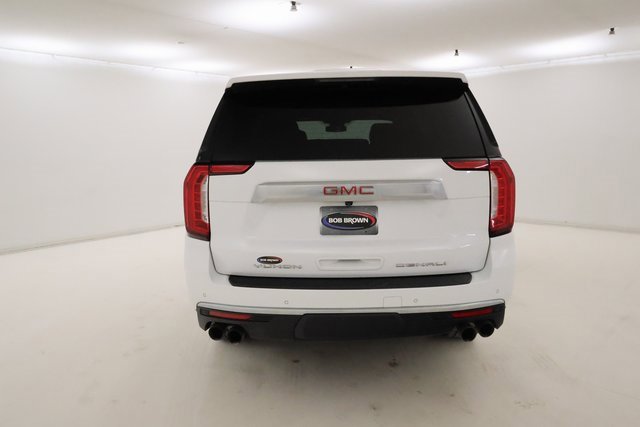 Certified 2023 GMC Yukon Denali image 4