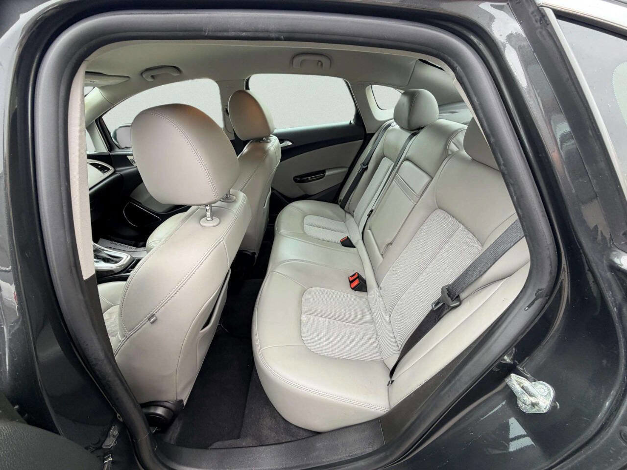 Used 2015 Buick Verano Convenience FWD image 20