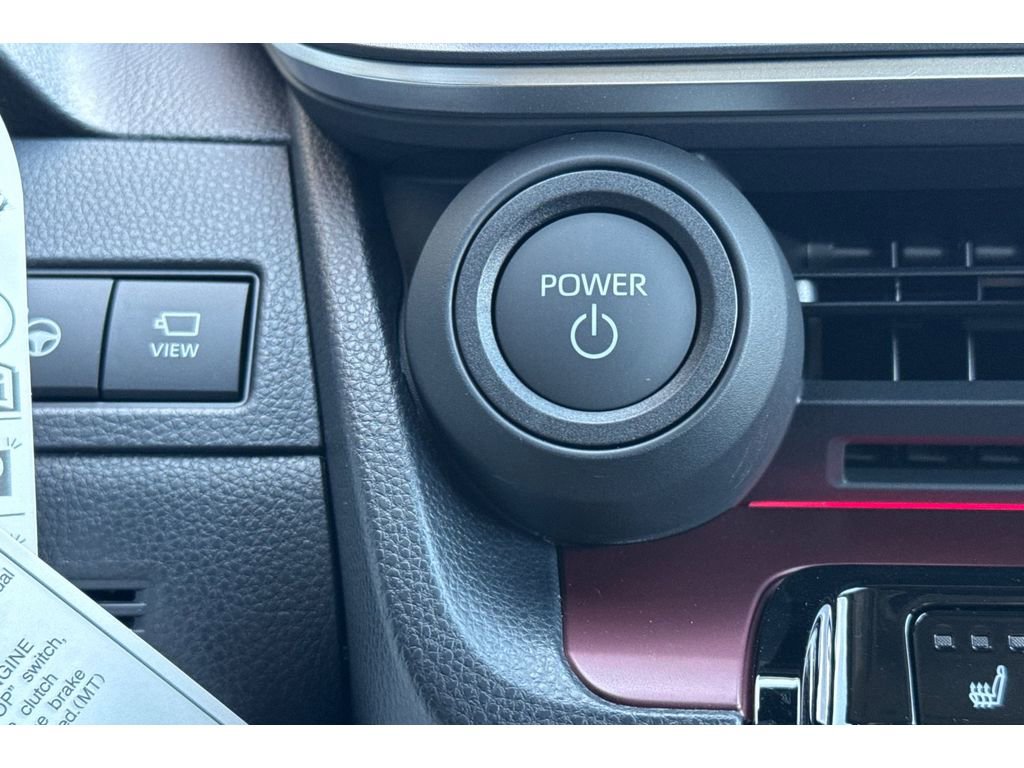 Used 2026 Toyota Prius Plug-In Hybrid FWD image 23