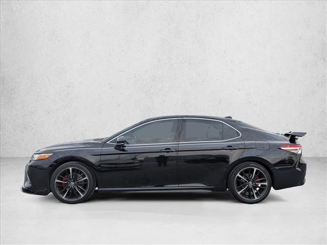 Used 2020 Toyota Camry XSE image 2