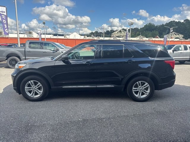 Used 2022 Ford Explorer XLT image 6