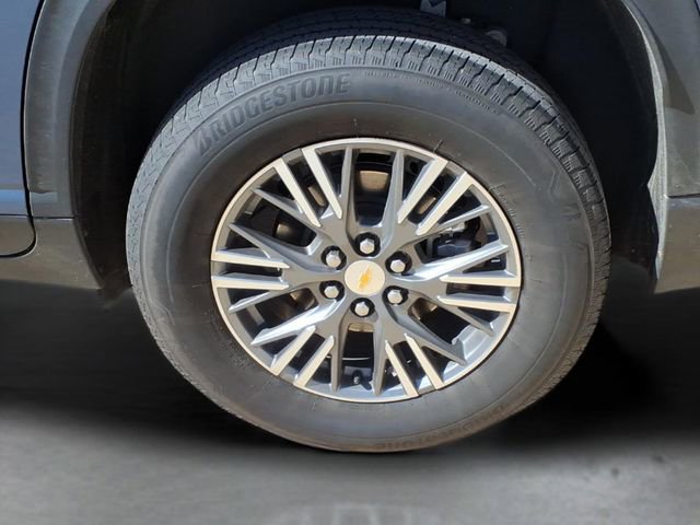 Used 2025 Chevrolet Traverse LT image 30