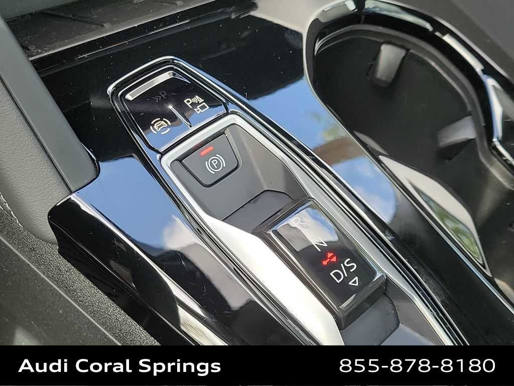 Certified 2025 Audi Q5 Premium w/ Convenience Package image 25