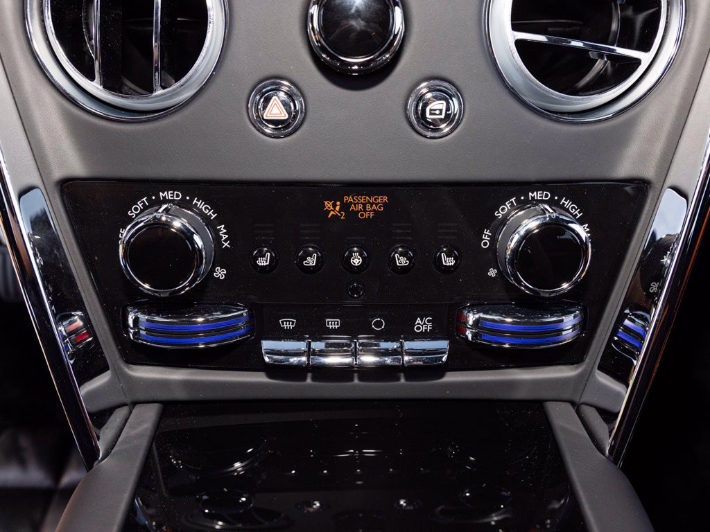 New 2027 Rolls-Royce Cullinan AWD/4WD image 42