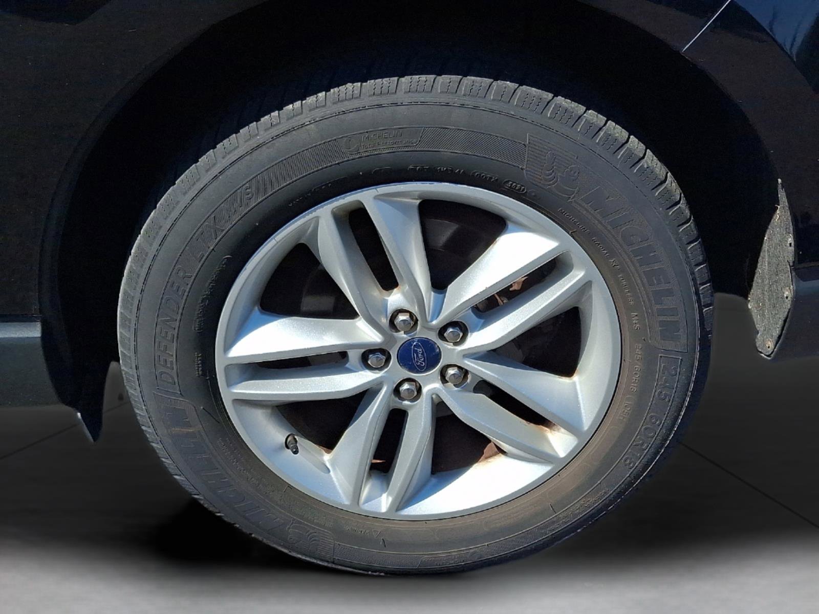 Used 2016 Ford Edge SEL w/ Equipment Group 201A AWD/4WD image 11