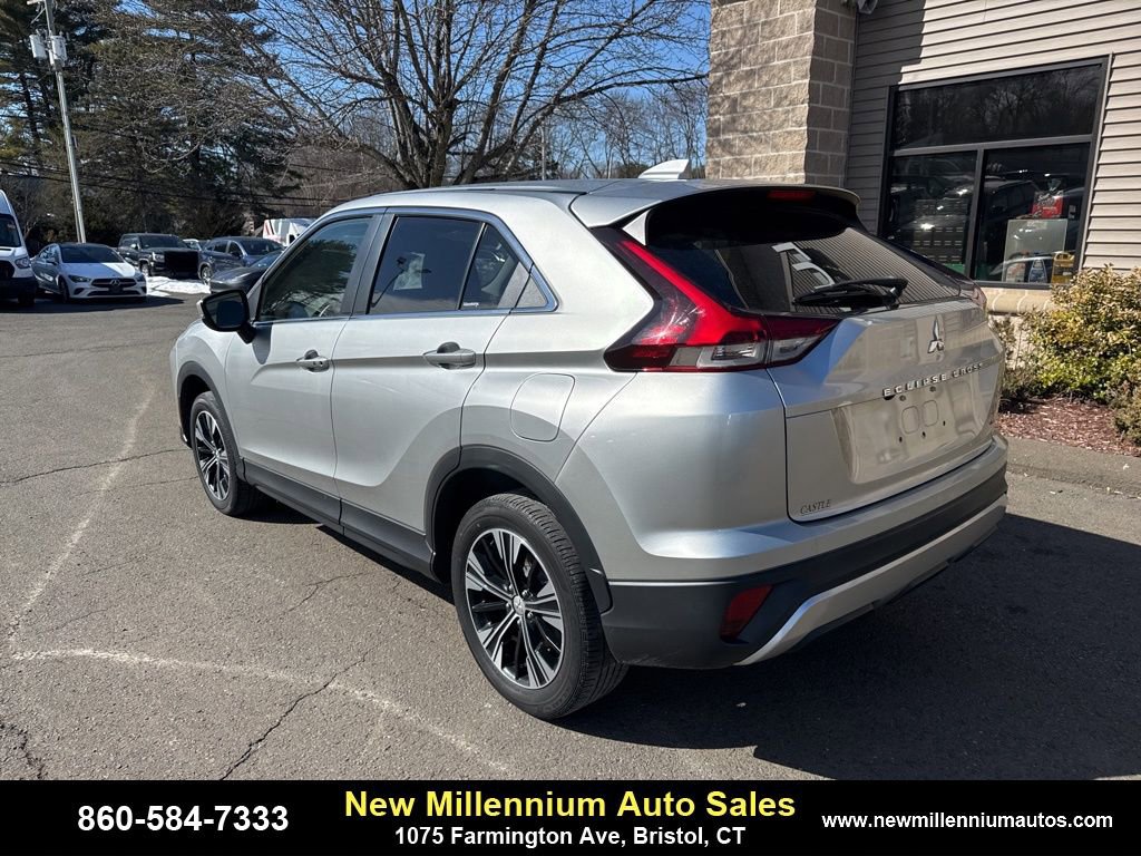 Used 2022 Mitsubishi Eclipse Cross SE image 5