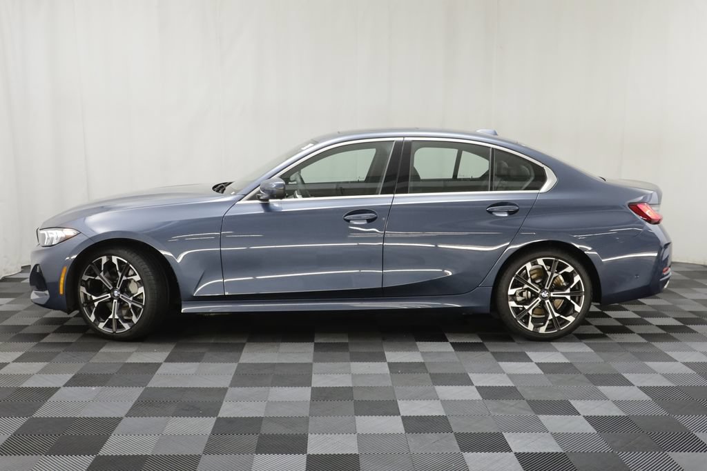 Used 2025 BMW 330i xDrive Sedan AWD/4WD image 4