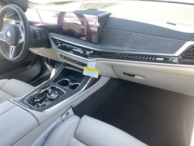 Used 2026 BMW X7 M60i image 12