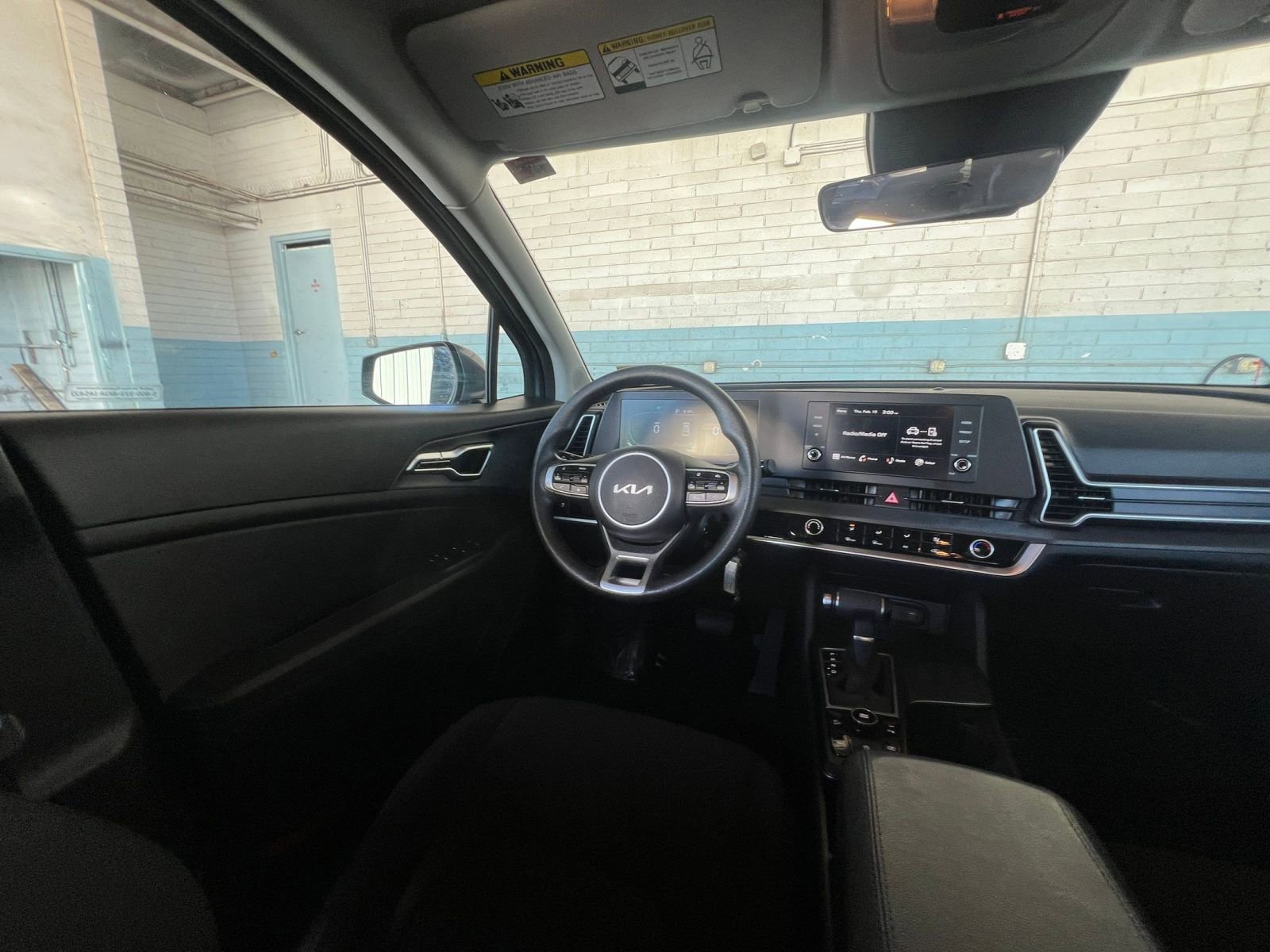 Used 2025 Kia Sportage LX FWD image 34