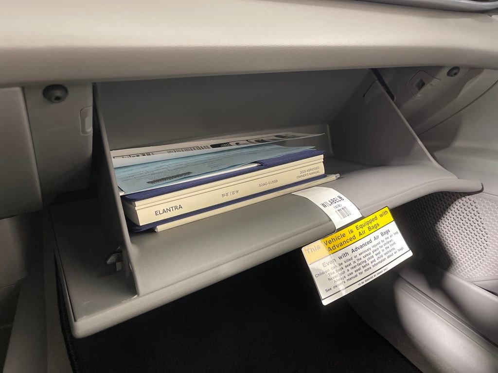 New 2025 Hyundai Elantra Sport image 27