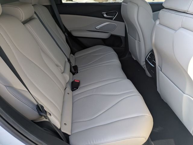 Certified 2025 Acura RDX w/ Technology Package image 28