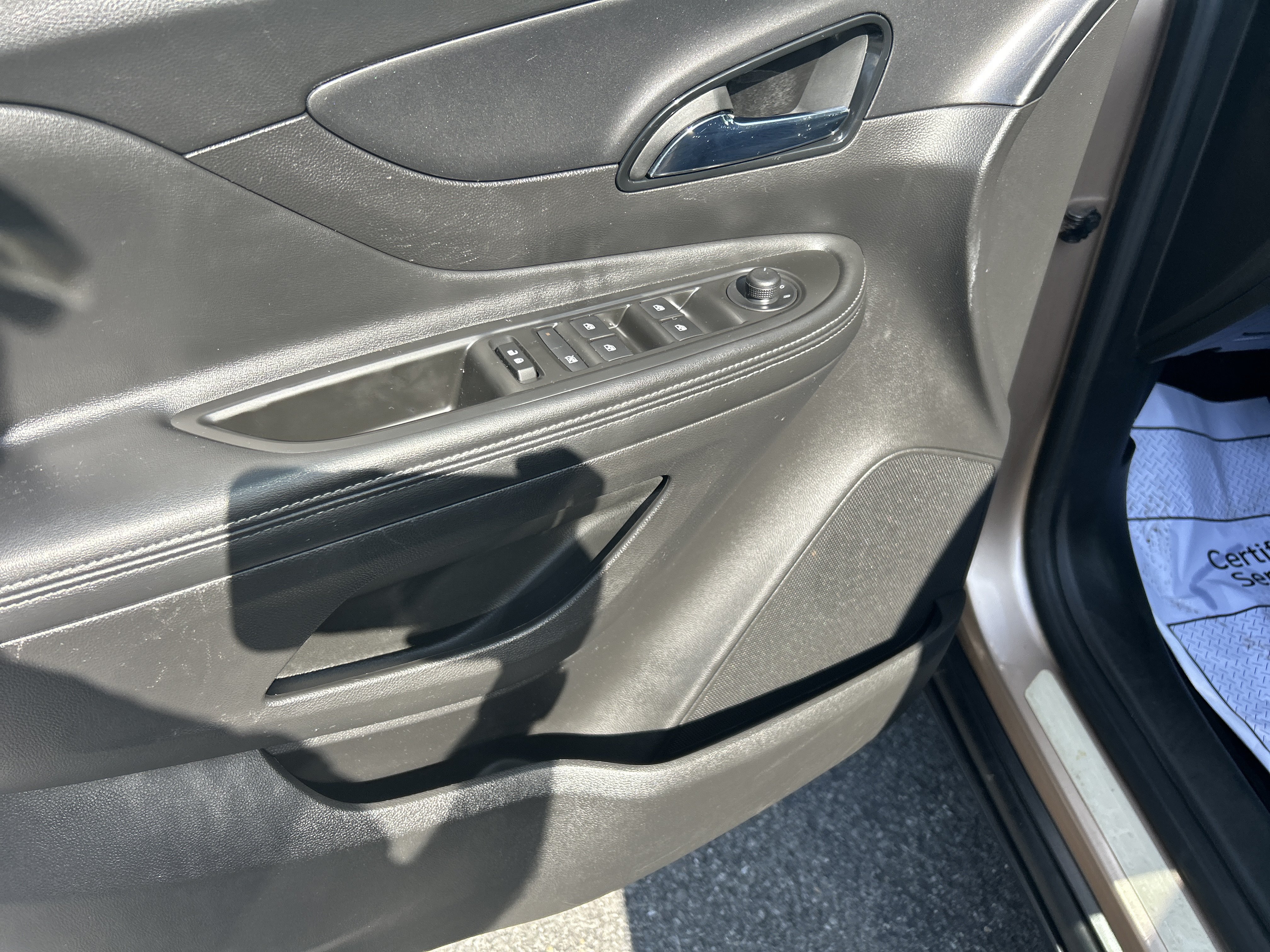 Used 2018 Buick Encore Essence w/ Experience Buick Package AWD/4WD image 20
