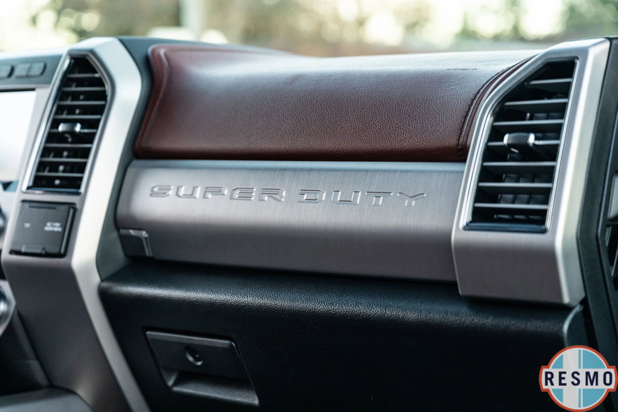 Used 2020 Ford F350 Platinum w/ Tremor Off-Road Package image 14