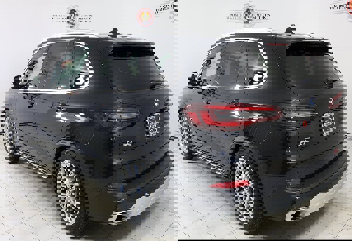 Used 2022 BMW X5 xDrive45e w/ Climate Comfort Package image 4