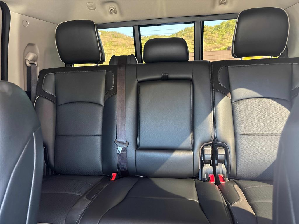 Used 2024 RAM 3500 Laramie AWD/4WD image 20