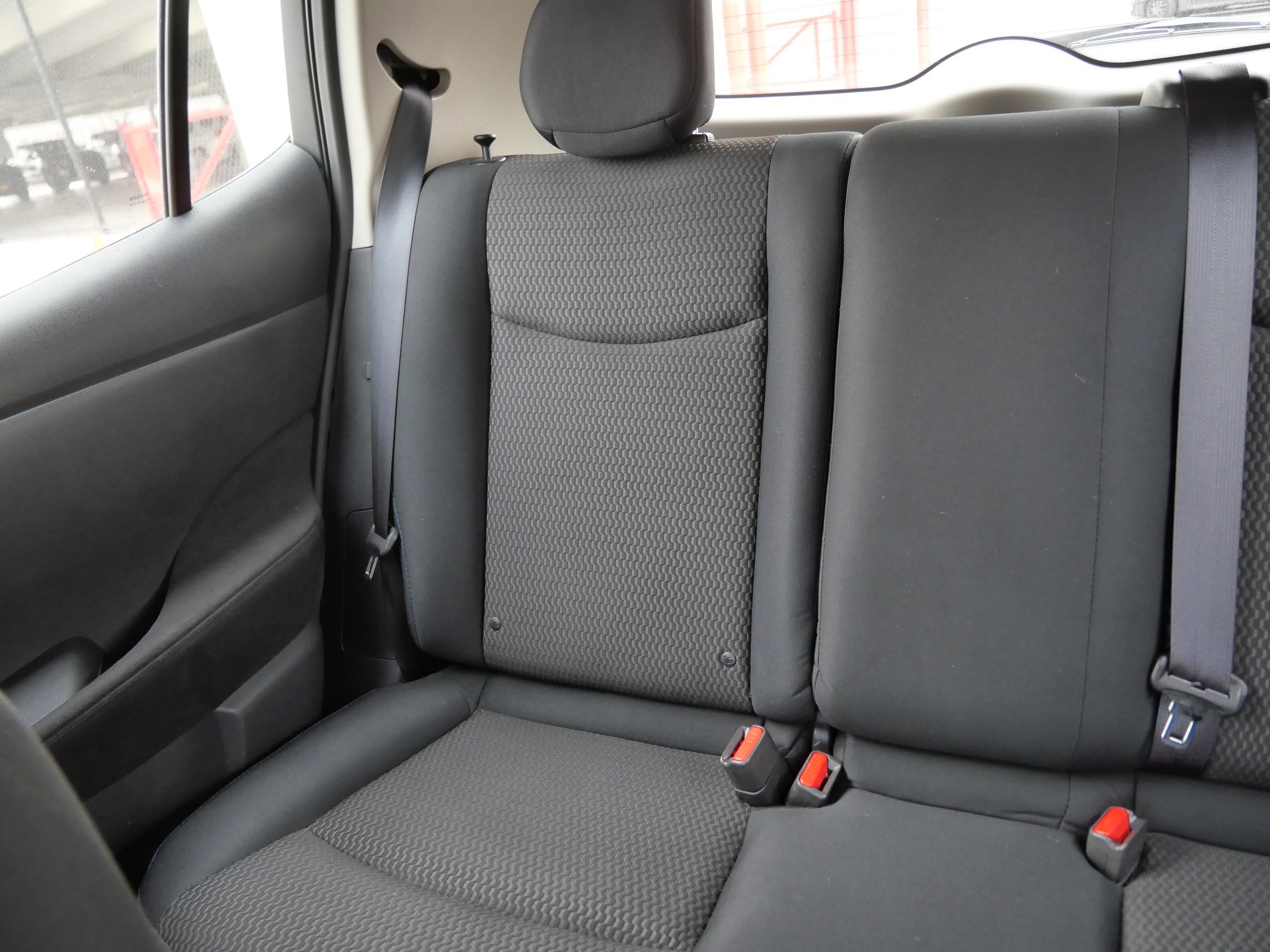 Used 2013 Nissan Leaf S image 12