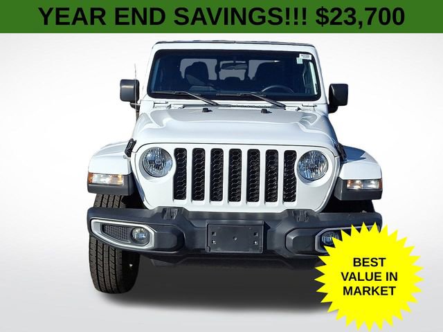 Used 2023 Jeep Gladiator Sport image 3