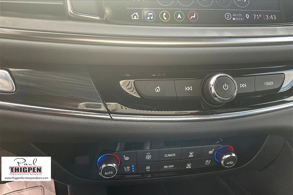 Used 2024 Buick Enclave Premium image 31