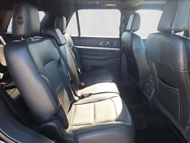 Used 2018 Ford Explorer XLT w/ Equipment Group 202A image 18