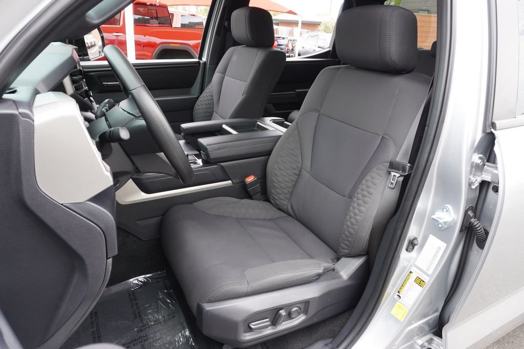 Used 2026 Toyota Tundra SR5 w/ SR5 Convenience Package AWD/4WD image 14