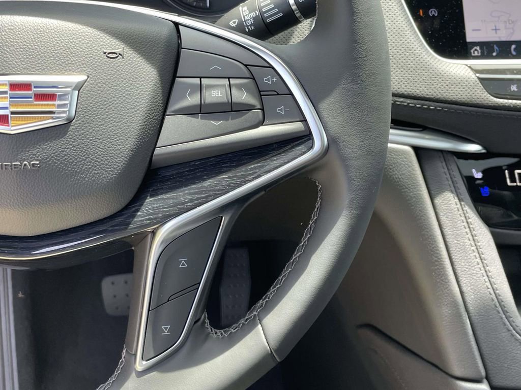New 2026 Cadillac XT5 Premium Luxury w/ Driver Assist Package FWD image 25