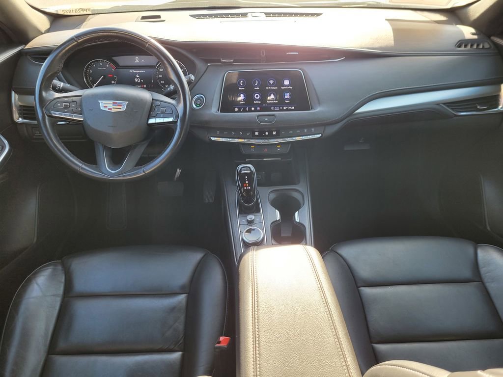 Used 2023 Cadillac XT4 Premium Luxury image 12