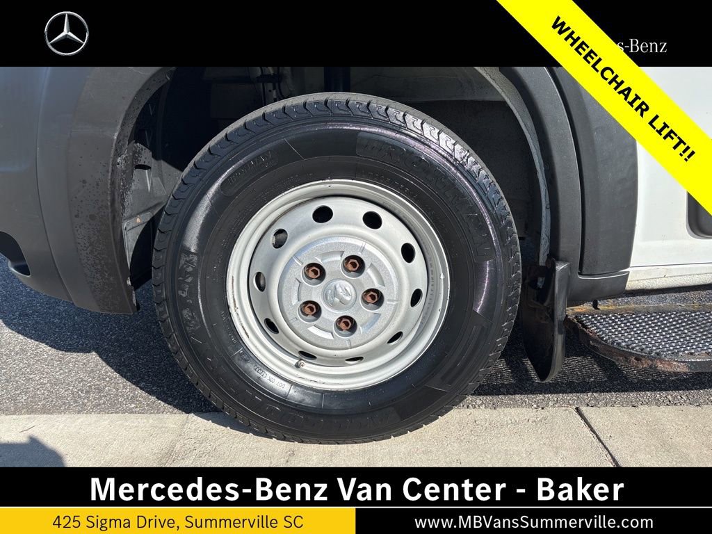 Used 2019 RAM ProMaster 3500 w/ Premium Appearance Group FWD image 17