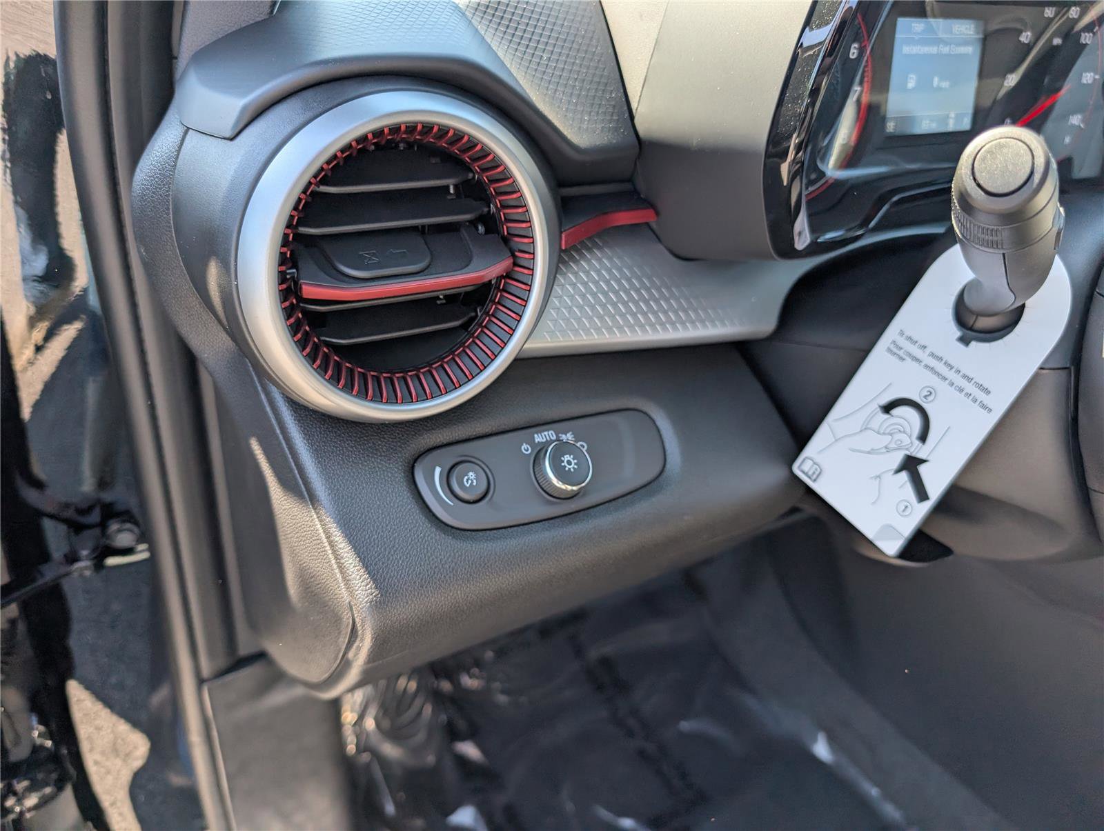 New 2026 Chevrolet Trax RS w/ Sunroof Package FWD image 15