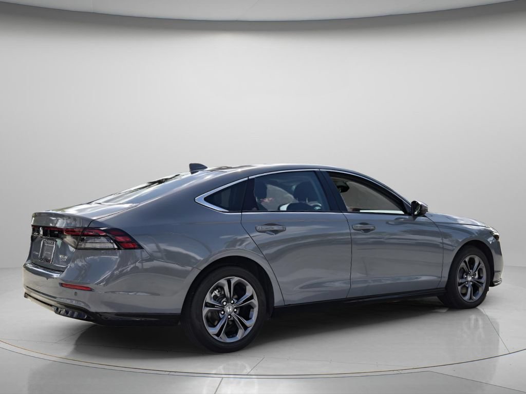 Certified 2025 Honda Accord EX-L image 7