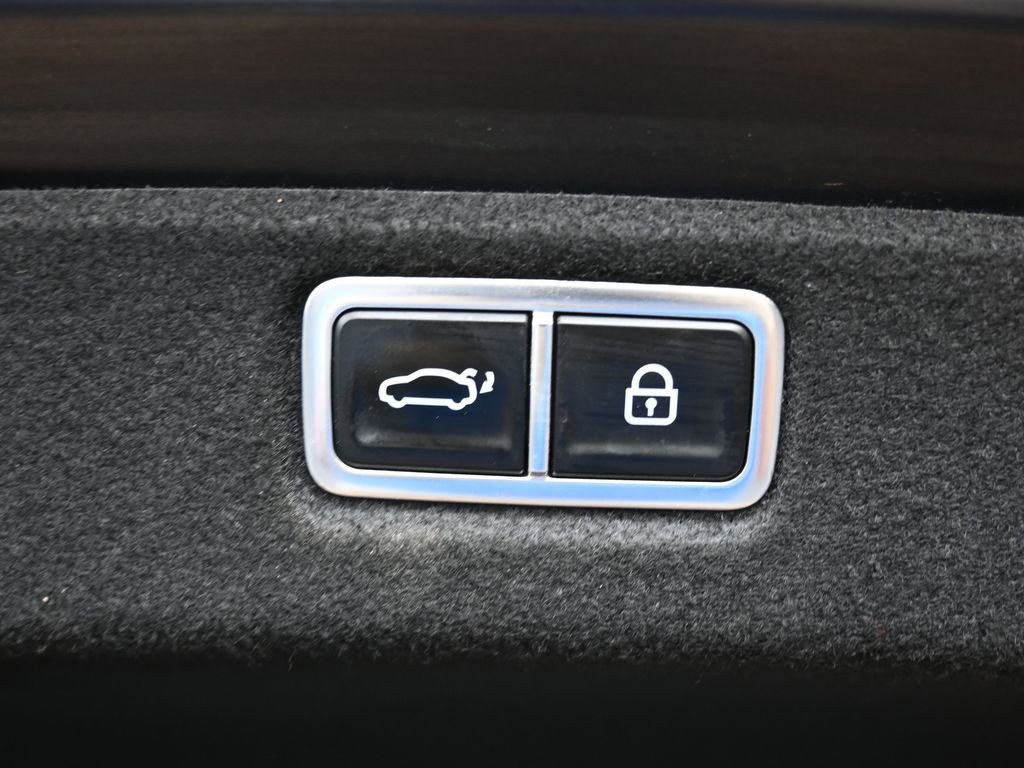 Used 2025 Hyundai Sonata Limited FWD image 17