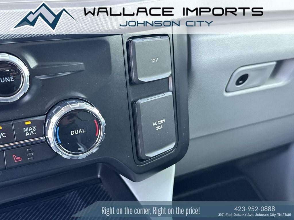 Used 2023 Ford F450 Limited AWD/4WD image 29