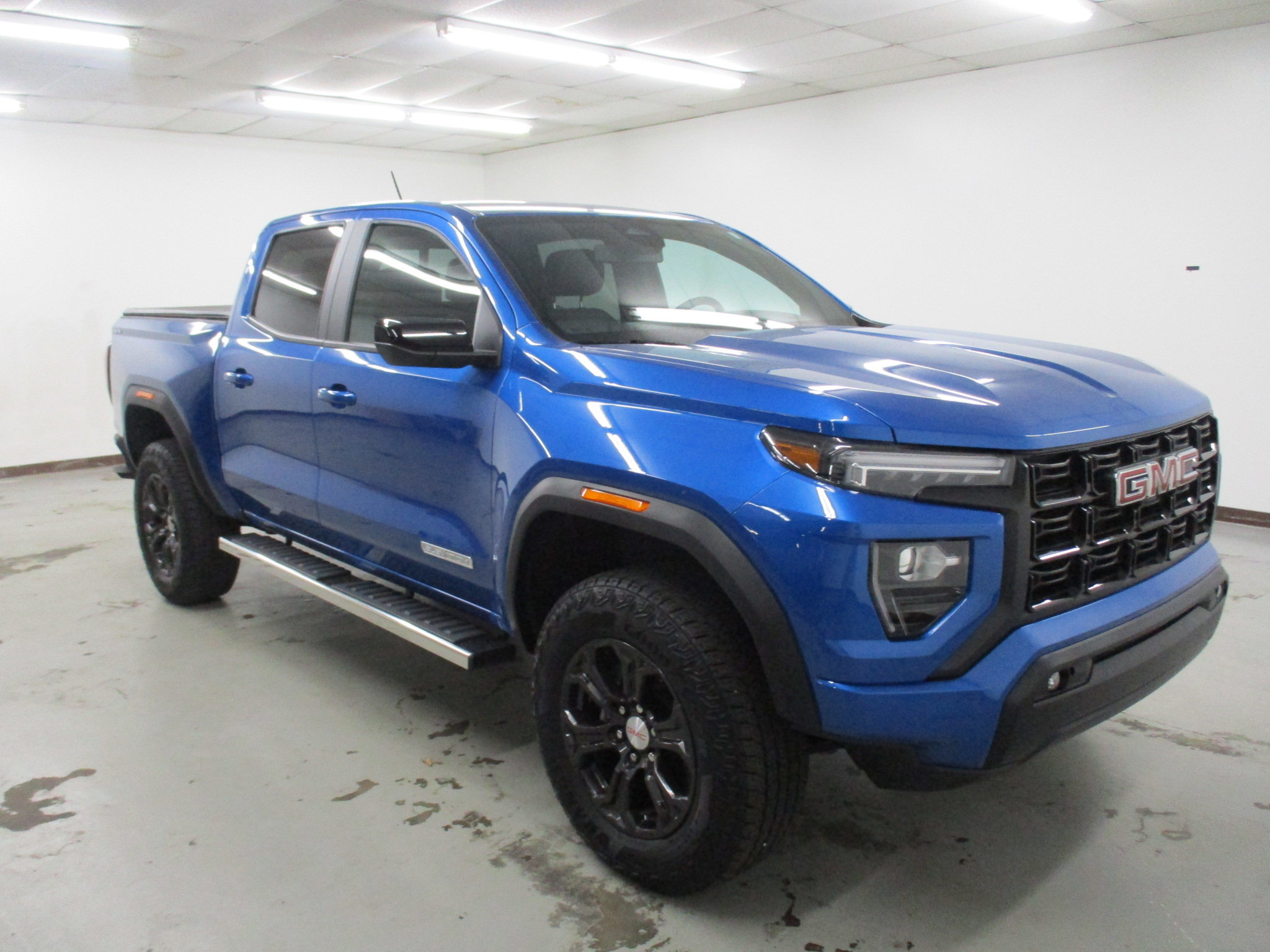 Used 2024 GMC Canyon Elevation w/ Elevation Premium Package