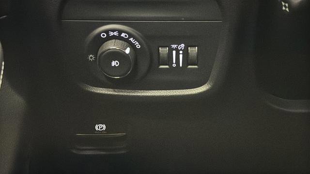 Used 2024 Jeep Grand Cherokee L Overland w/ Luxury Tech Group IV image 40
