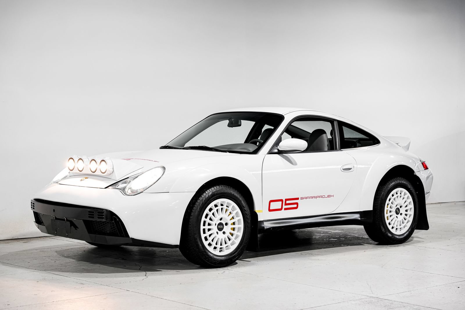 Used 2003 Porsche 911 Carrera 4S AWD/4WD image 6